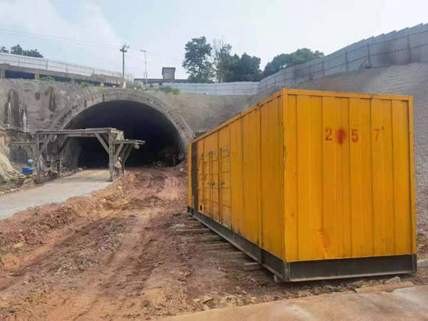 灞桥发电机出租自启装置的工作原理是什么？