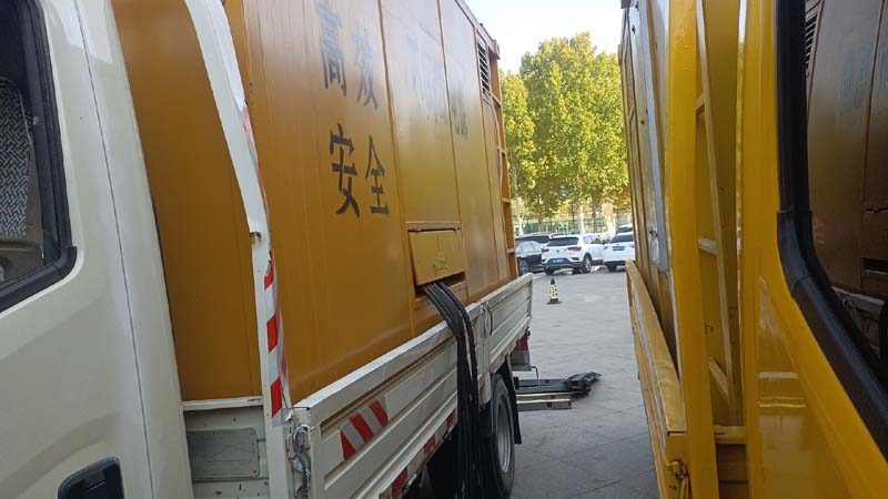灞桥如何判断柴油发电机组和UPS电源的切换时间是否符合要求？